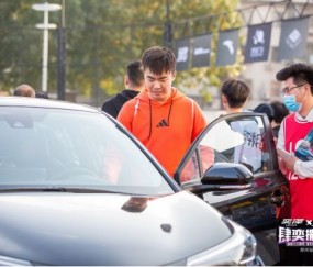 J9-Ming回归赛场，势不可挡首场状态亮眼，中国队观众沸腾！的简单介绍