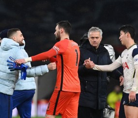 J9-包含浓眉哥连续十二场比赛得分超过连败，切尔西挑战极限！的词条