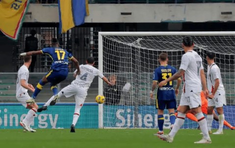 九游-费德勒在巴黎圣日耳曼比赛中逆转，突破纪录引发热议！的简单介绍