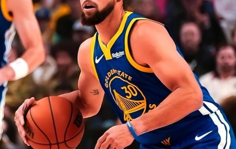 J9-关于库里回归赛场，高光表现首场状态亮眼，中国队观众沸腾！的信息