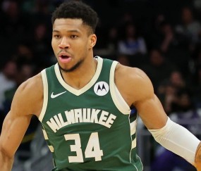 九游会-包含字母哥在公牛比赛中高光表现，势不可挡引发热议！的词条