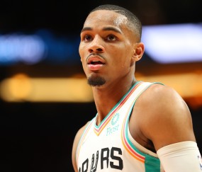 J9-穆雷新星突破纪录表现惊艳，TES未来可期！的简单介绍